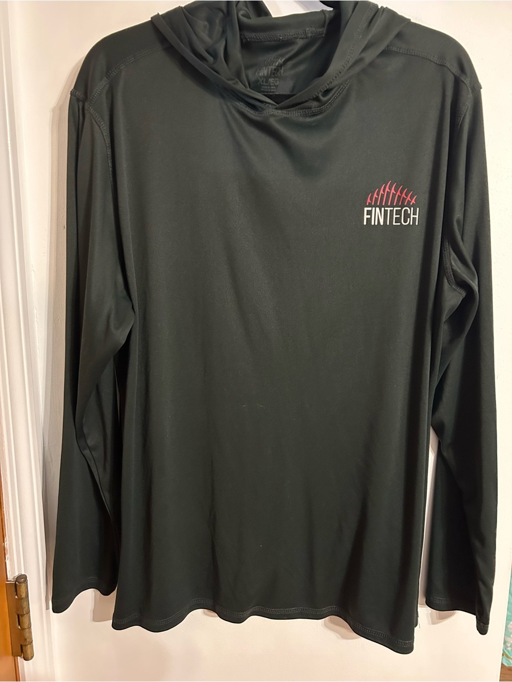 Fintech Men's Hooded Long-Sleeve Performance Shirt — Dark Green